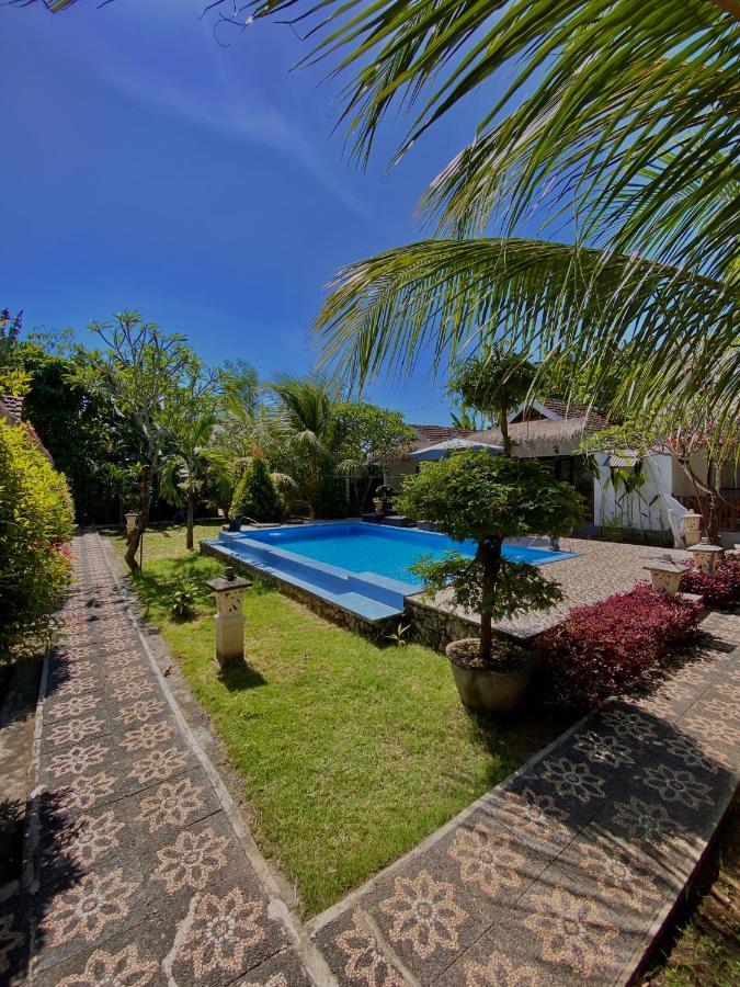 Gelih Bungalow Nusa Penida Batununggul Exterior foto