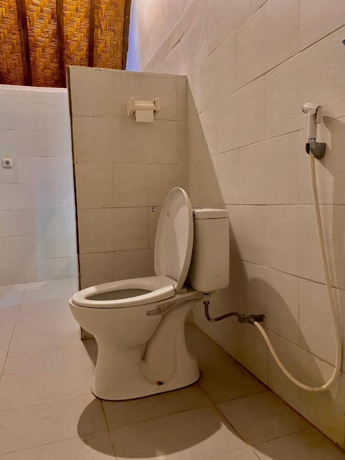 Gelih Bungalow Nusa Penida Batununggul Exterior foto