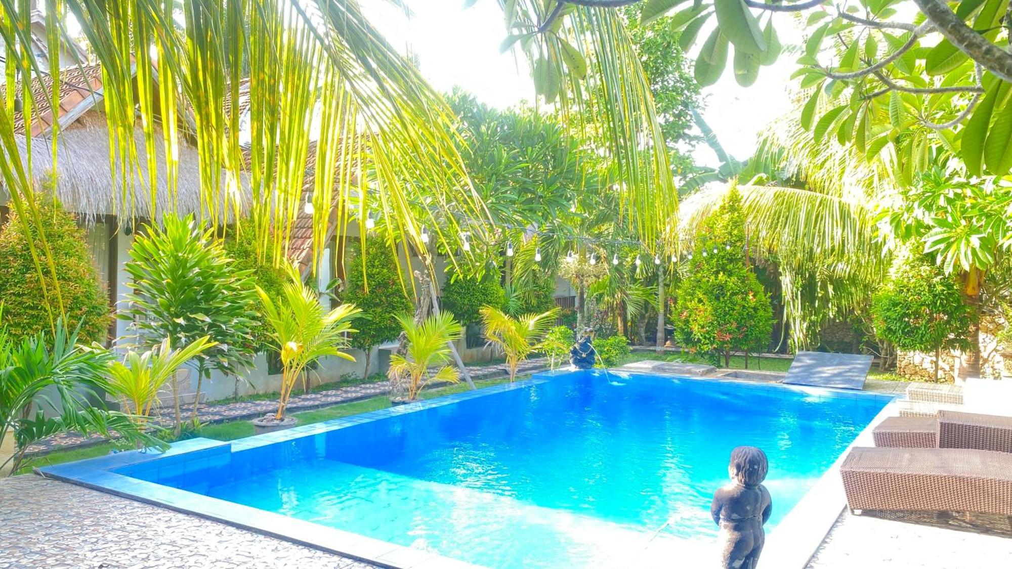 Gelih Bungalow Nusa Penida Batununggul Exterior foto